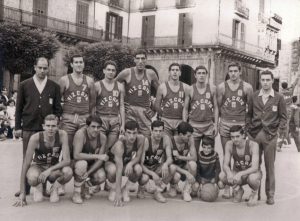 4-044-SELECCIÓN-VIZCAÍNA-Oro-en-JJ-Cántabrico-Guipuzcoa-(Julio-1966)