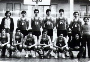 5-041-LOYOLA-INDAUCHU-Campeón-España-Cadetes-Escolares-1974-75